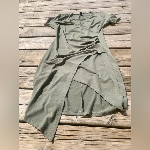💜 Streetwear Society Olive Green Wrap-Style Dress | Size Large - Picture 5 of 9